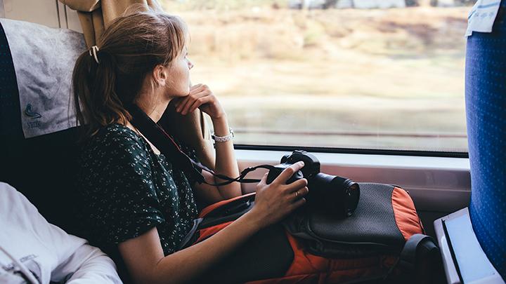 Nih, 5 Tips Solo Traveling Naik Kereta untuk Pemula!